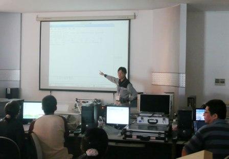 華北工控大學合作經理演示大學實驗課程
