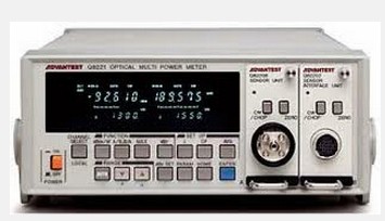 Q8221 愛德萬 Advantest  Q8221 萬用表
