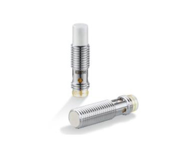 易福門具有長檢測距離的小型傳感器：采用M8設計的電感式接近開關